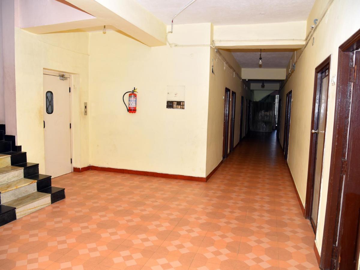 Hotel Aditya Pondicherry Exterior photo