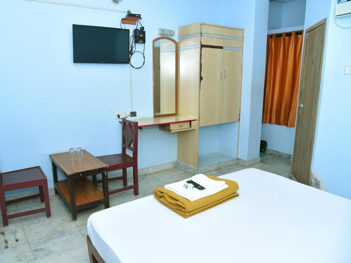 Hotel Aditya Pondicherry Exterior photo