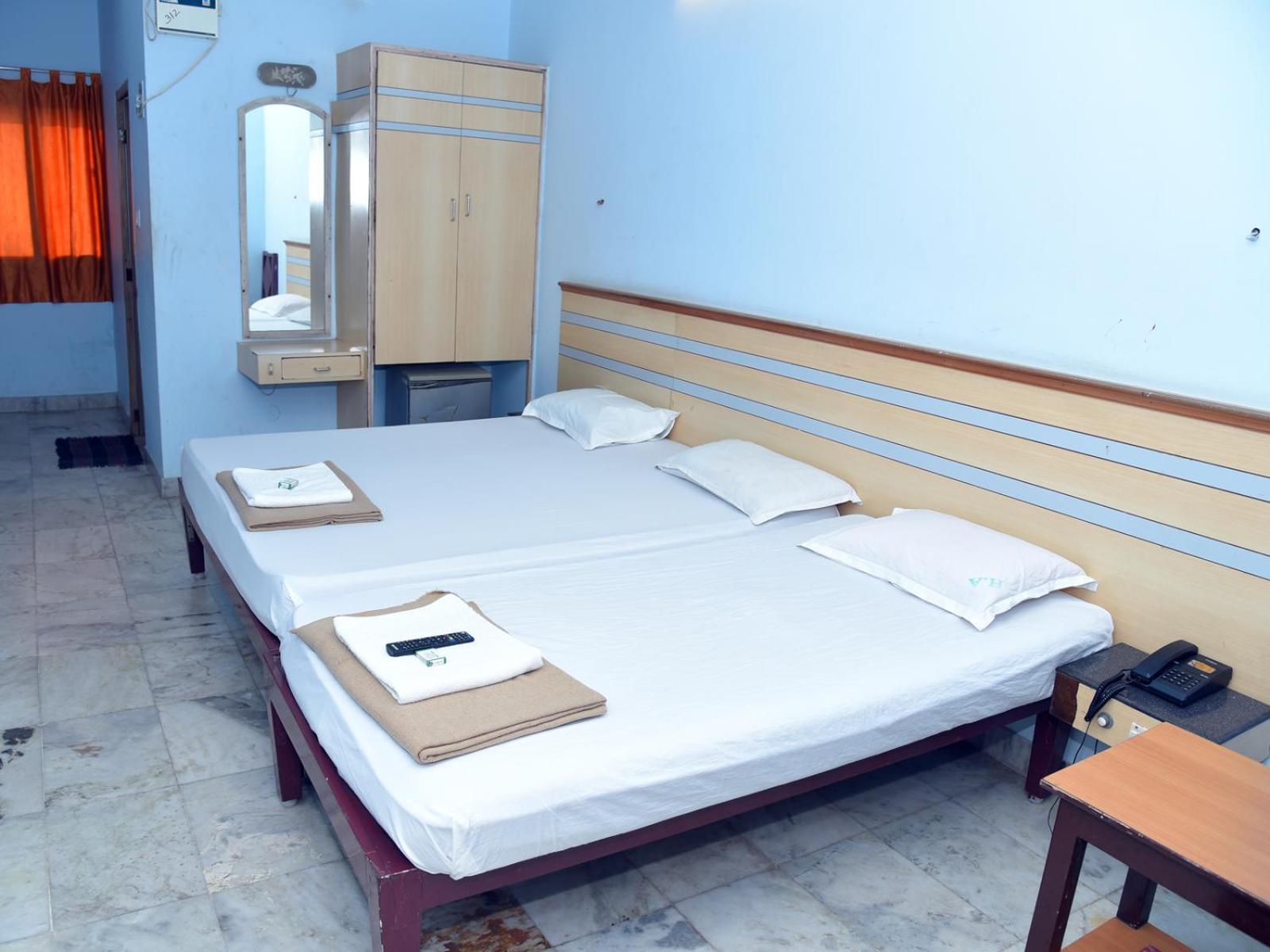 Hotel Aditya Pondicherry Exterior photo